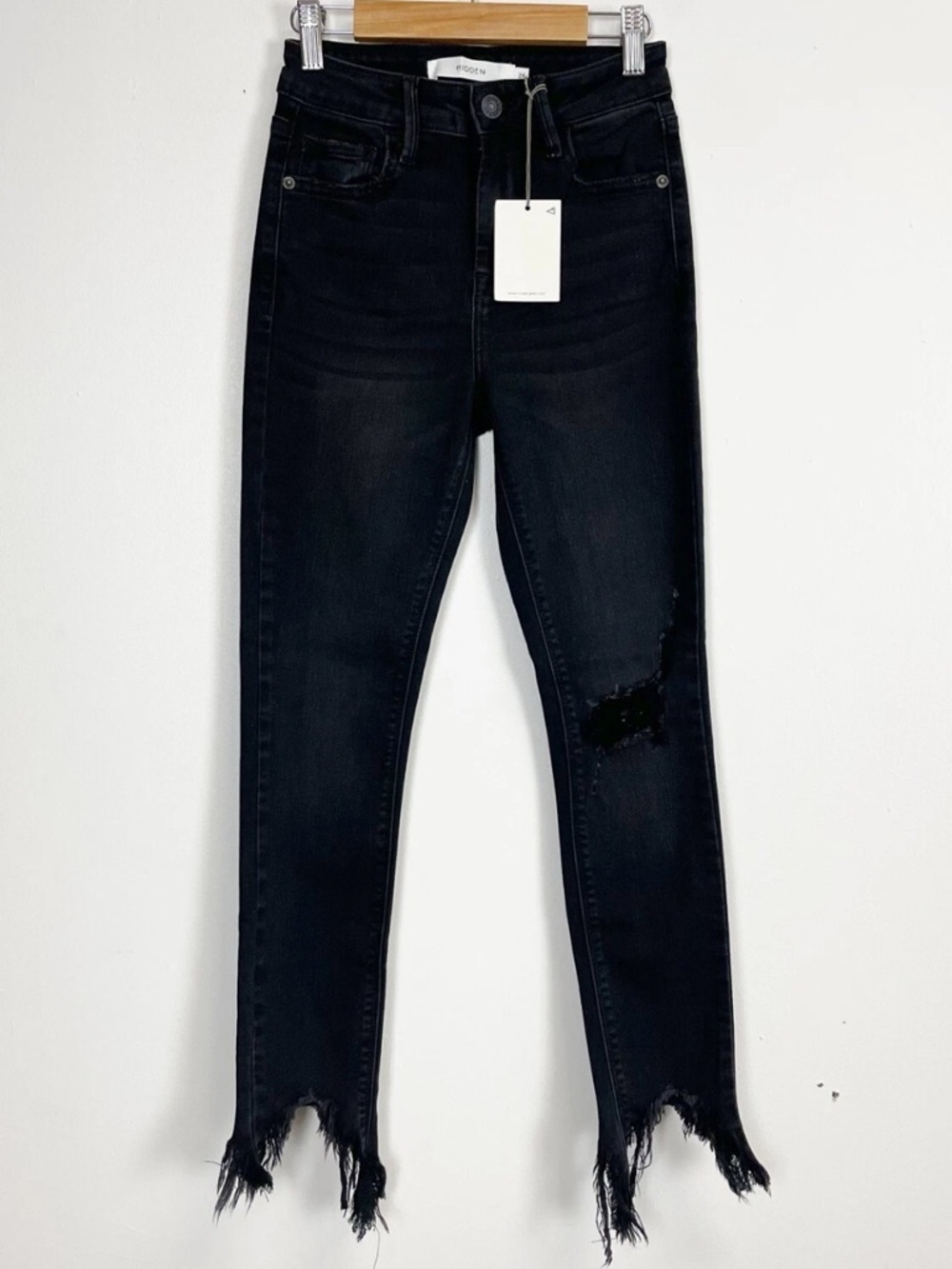 Hidden Amelia Skinny Jeans Womens 24 Black Distressed Raw Hem NWT NEW